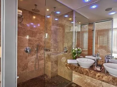 Richmond Hotel