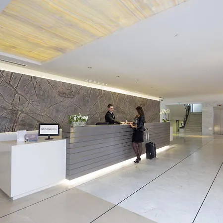 Richmond Hotel 4*