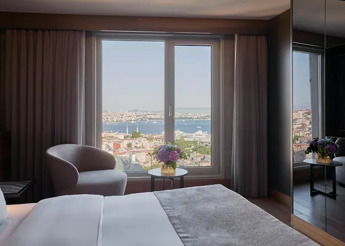 伊斯坦布尔里士满酒店