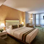 Richmond 4*