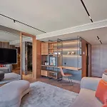 Richmond Hotel 4*