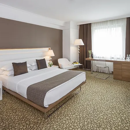 Richmond 4*